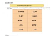 English Worksheet: PRONUNCIATION BINGO: MINIMAL PAIRS
