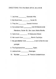 English worksheets: Use of the phrase live at/live in/live on