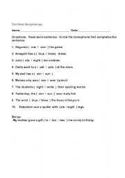 English worksheet: homophone quiz