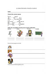 English worksheet: quiz- family tree and possessives