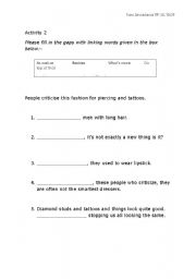 English Worksheet: Linking Words 