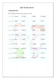 English worksheet: Find the odd man out