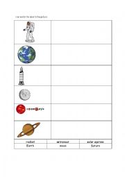 English Worksheet: Outer Space label matching