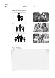 English Worksheet: Family