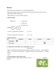 English Worksheet: My family